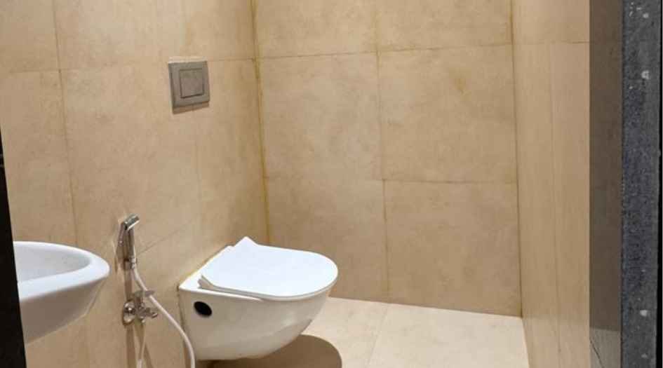 Akshar-Bhagwati-Stellar-Bathroom